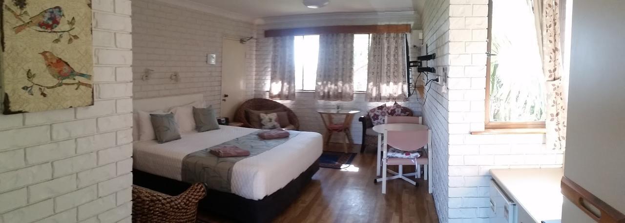 בריסביין Holland Park Motel מראה חיצוני תמונה