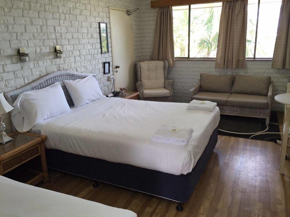 בריסביין Holland Park Motel מראה חיצוני תמונה